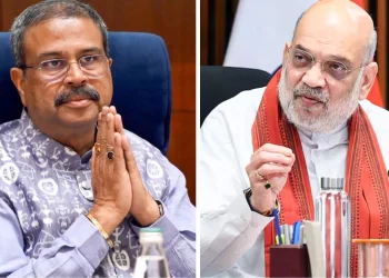 इस्तीफे के बाद धर्मेंद्र प्रधान के घर मंत्रियों का जमावड़ा, अमित शाह, पीयूष गोयल समेत कई दिग्गज पहुंचे