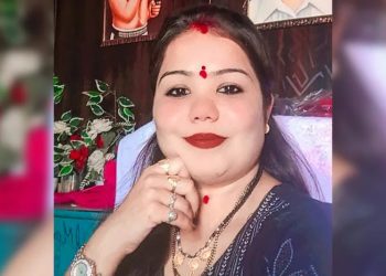 अपने पति के ड्राइवर से ही शुरू हो गया पत्नी का अफेयर, सांप से डंसवाकर किया मर्डर, पति करता था प्यार भरे पोस्ट