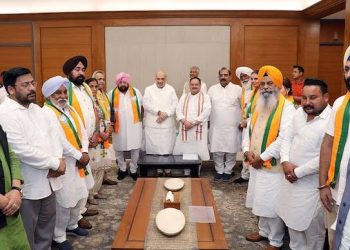 अब ये कांग्रेसी दिग्गज होगा बीजेपी में शामिल, पंजाब चुनाव से पहले इस नेता ने की गृहमंत्री अमित शाह से मुलाकात