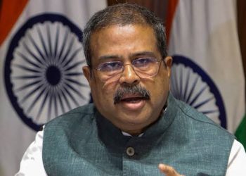 Dharmendra Pradhan Resignation: शिक्षा मंत्री धर्मेंद्र प्रधान का इस्तीफा, छात्रों ने उठाईं नई मांगें