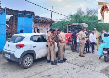 2 बीघा जमीन के लिए घर की चौखट पर पड़ी रही पिता की लाश, इस वजह से 35 घंटे बाद हुआ अंतिम संस्कार!