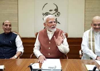 बेसिक सैलरी ₹25 हजार या कम, तो PF जरूर कटेगा, मोदी सरकार का बड़ा फैसला, कैबिनेट में लगी मुहर, 51 लाख से ज्यादा कर्मचारियों को फायदा