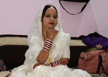 पति को गिरफ्तार करने पुलिस आई तो छोड़ने की गुहार लगाती रही प्रेग्नेंट पत्नी, पुलिस ने मारी लात, महिला की हुई मौत