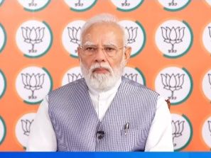 समाज के लिए काम करें:वोटबैंक की राजनीति के लिए नहीं… पीएम मोदी ने की वाराणसी से वडनगर जा रहे बाइकर्स से बात