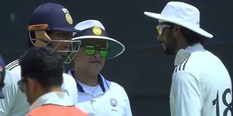 Duleep Trophy 2026: गाल पर ‘पंच’ मारने पहुंचे… वैभव सूर्यवंशी से भिड़ गए तिलक वर्मा, अंपायर को करना पड़ा बीच-बचाव