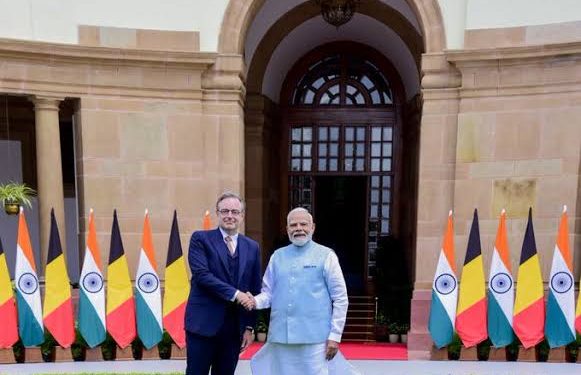बेल्जियम के प्रधानमंत्री वेवर से हुई पीएम मोदी की मुलाकात, हैदराबाद हाउस में हुई अहम बैठक