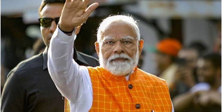 मोदी का जन्मदिन, बनारस में 1300km की रैली, बंगाल में अन्नपूर्णा योजना की किश्त जारी; शाह बोले- मोदी दुनिया के सबसे लोकप्रिय नेता