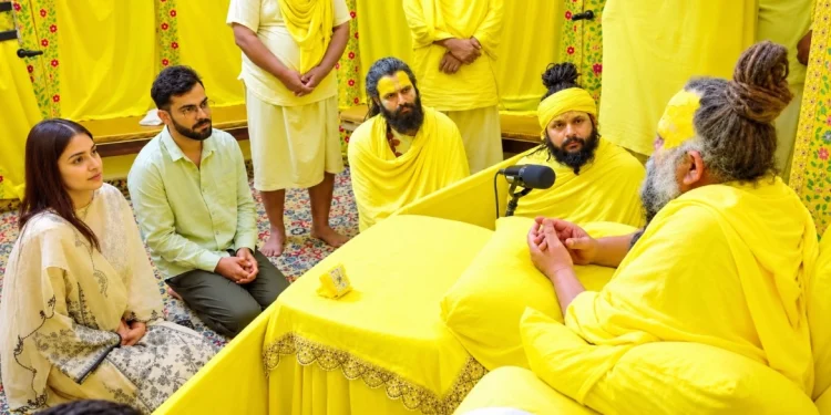 Virat Kohli Premanand Maharaj:प्रेमानंद महाराज के आश्रम में जाने के लिए विराट ने लिए 5 करोड़, आरोपों पर अब ये बोले कोहली