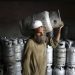 Pakistan LPG Price Hike: पाकिस्तान में 7 हजार रुपए का मिल रहा LPG सिलेंडर, ईरान से 17 अक्टूबर से सप्लाई बंद, जानिए दूसरी चीजों के दाम