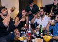 Alcohol In Winter: दो पैग से दूर होगी ठंड… क्या सर्दियों में शराब पीने से ठंड नहीं लगती? एक्सपर्ट से समझें पूरा सच