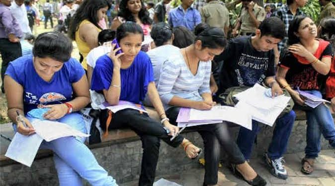 सरकारी नौकरी का सुनहरा मौका, 12 हजार पद, ऐसे होगा सिलेक्शन, मिलेगी 90 हजार से ज्यादा की सैलरी